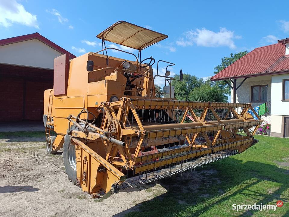 KOMBAJN ZBOŻOWY BIZON Z056 Kozierogi