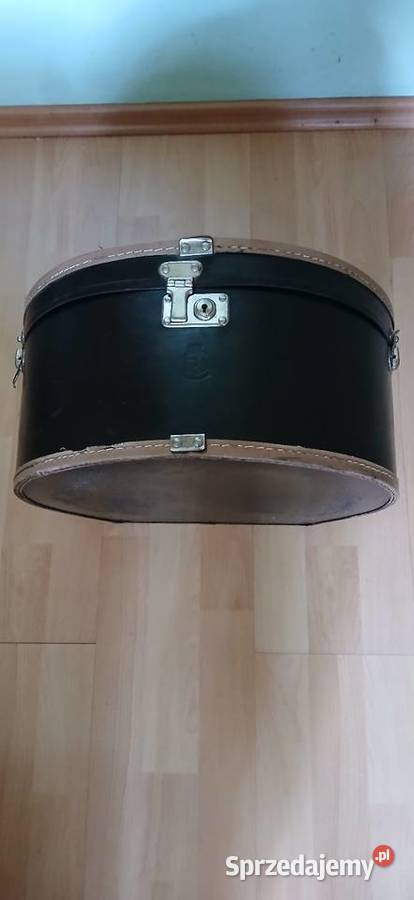 Zabytkowy kufer na kapelusze Kraków