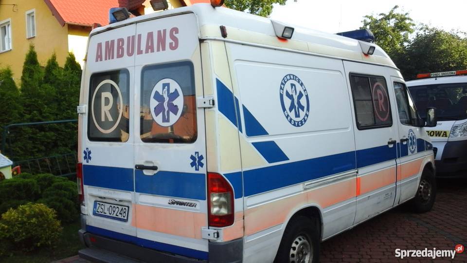 ambulans karetka mercedes sprinter 313 cdi Biskupiec-Kolonia Druga