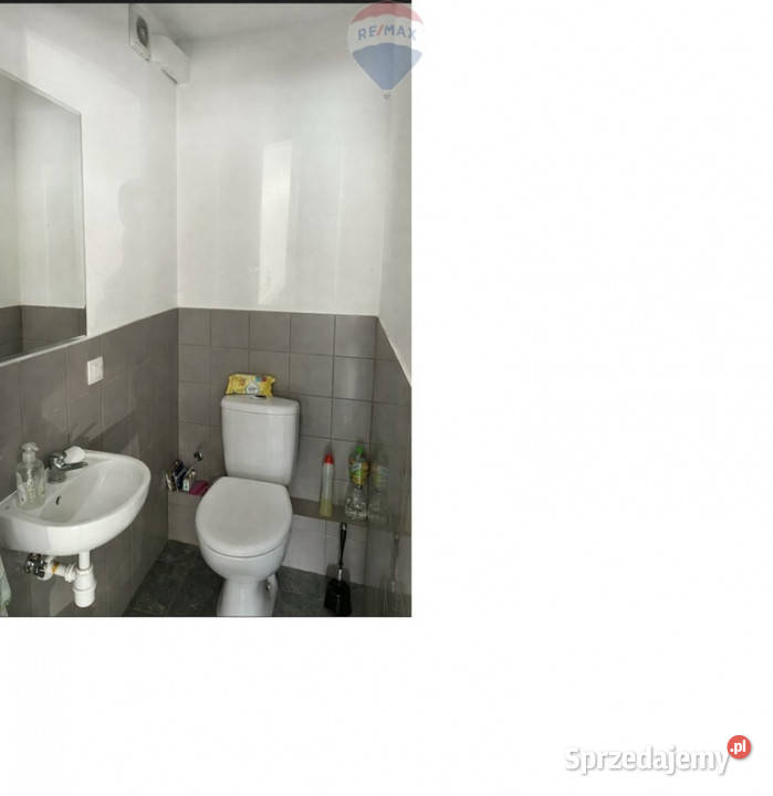 Nowoczesny budynek z magazynemduża działka 11 ha Leszno sprzedam