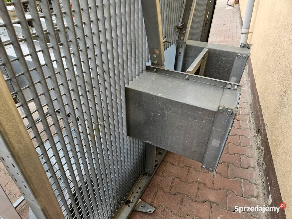 Podajnik kubelkowy firmy Feerum 80t Bojanowo