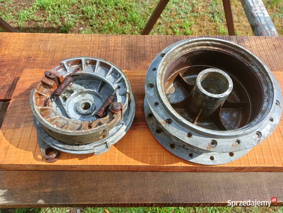 WSK 125 KOS piasta szczęko trzymacz przód Części i akcesoria motocyklowe Chorzele