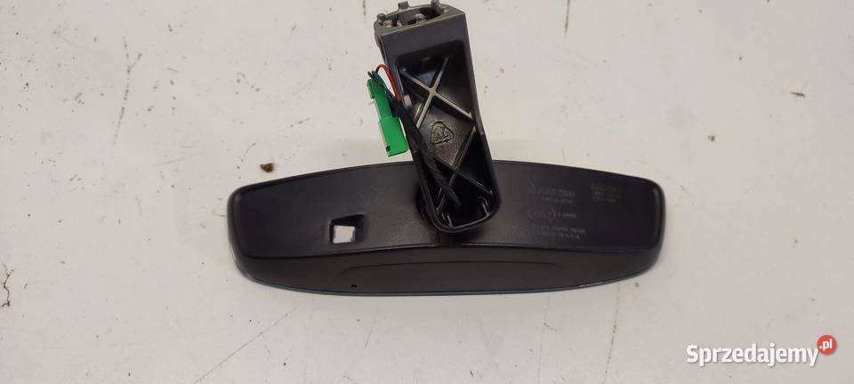 VOLVO XC40 LUSTERKO ŚRODKOWE 31442729