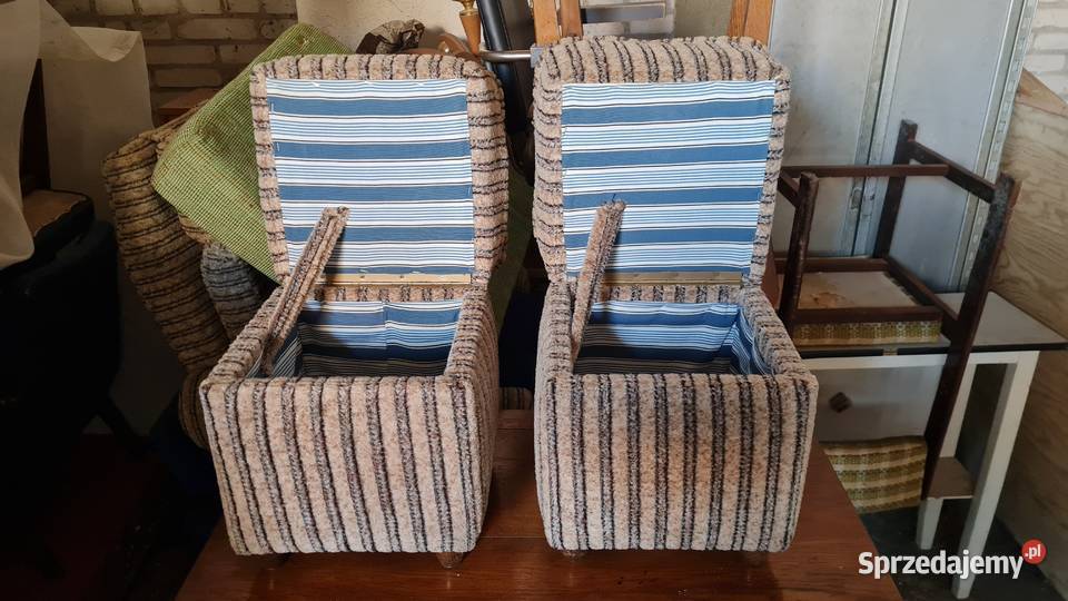 Krzesła PRL motylek Chierowski pufy stołki Modzele-Skudosze