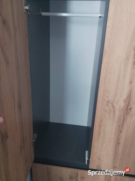 Szafa ubraniowa Białogard