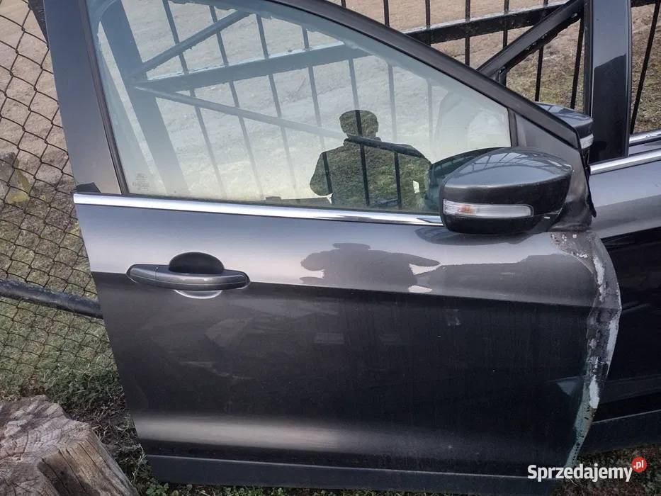 Ford Kuga MK2 Lift pół auta 4x drzwi i maska Mogilno