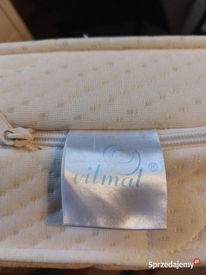 Łóżko drewniane Beltor Midi 200x90 z materacem