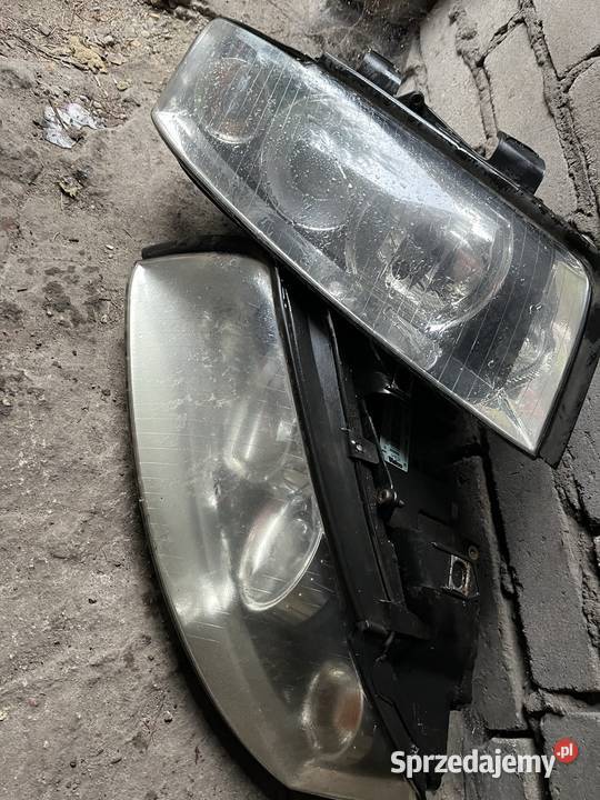 LampyReflektory audi a4b6 valeo nieuszkodzony A4 Łódź sprzedam