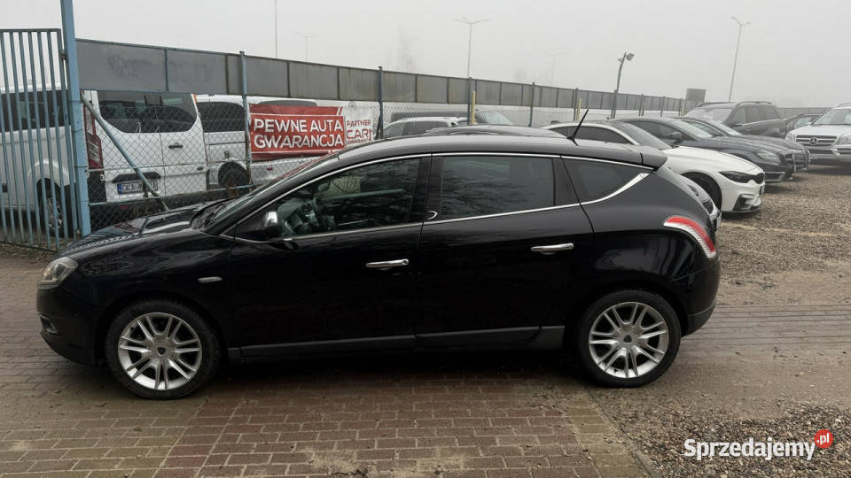 Lancia Delta 19 jtd 190 skóry zamsz ledy xenon Delta Gdańsk