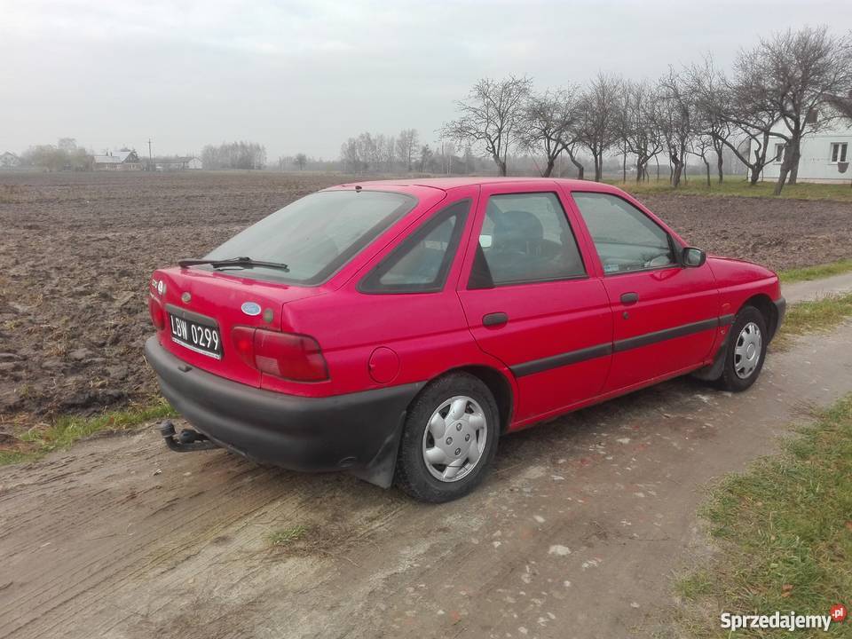 97 Ford Escort 14 LPG długie opłaty VAT marża Lubartów sprzedam
