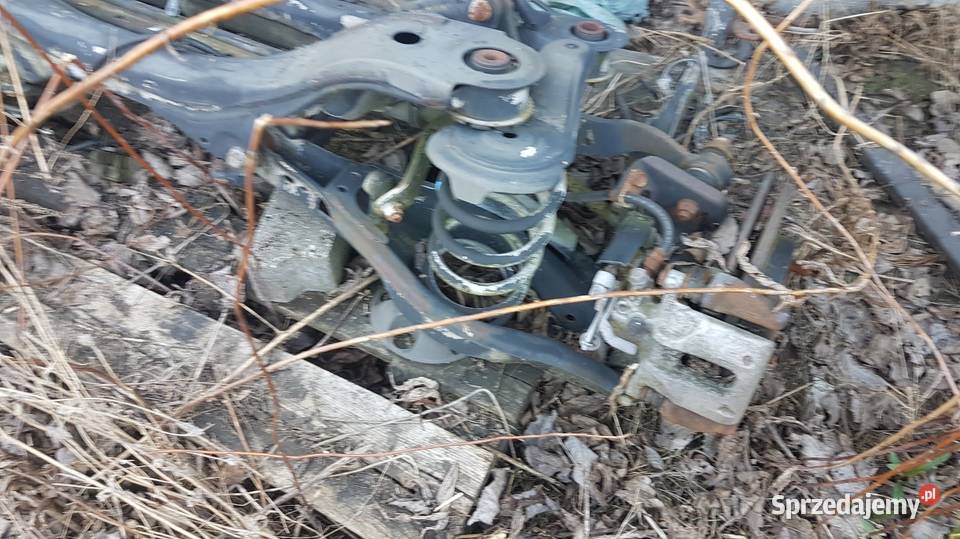 Toyota Auris zawieszenie tylnebelka Warszawa