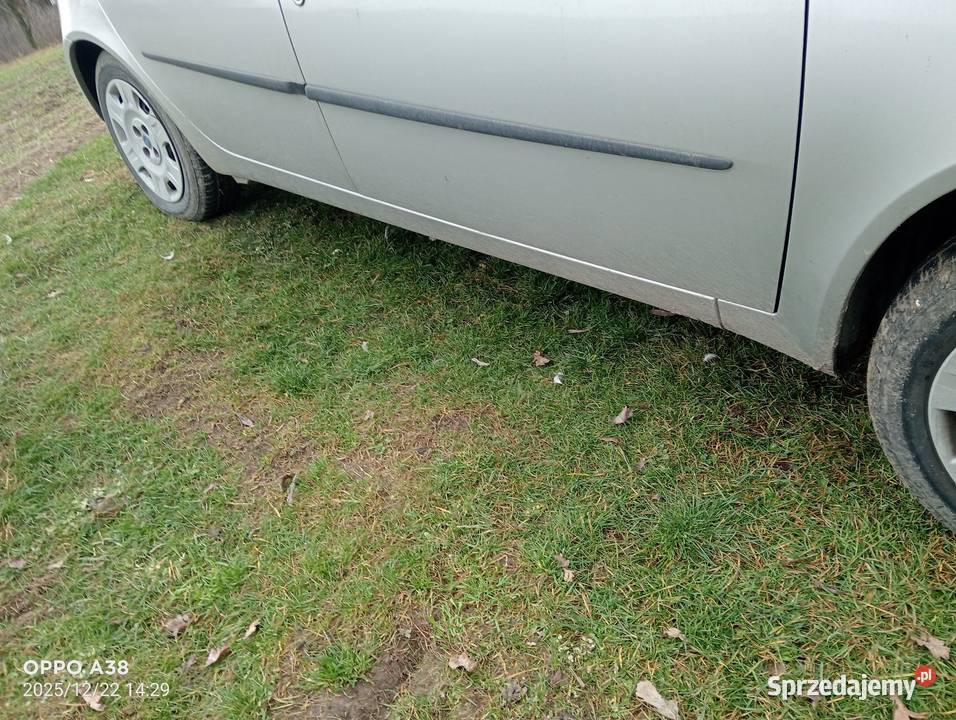 Sprzedam Fiat Punto 2 2006 44KM Nieżywięć