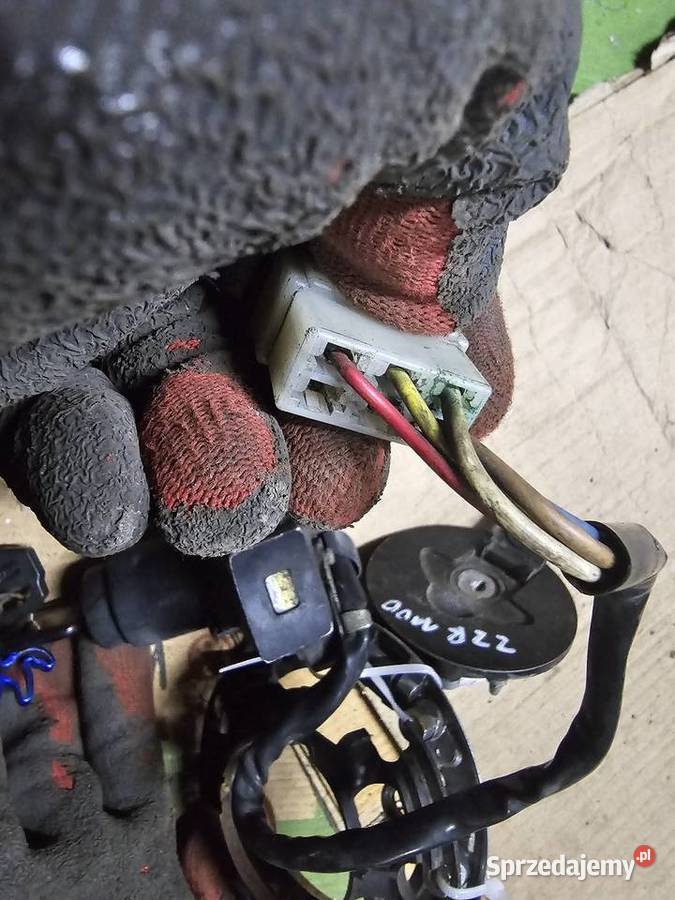 Kawasaki ZZR 1100 stacyjka korek zamek baku Jelenia Góra