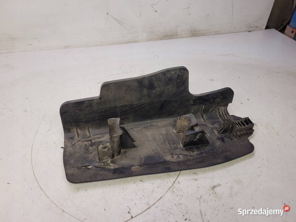 OSŁONA WAHACZA LEWY TYŁ AUDI A4 B9 8W0505415E śląskie Przystajń
