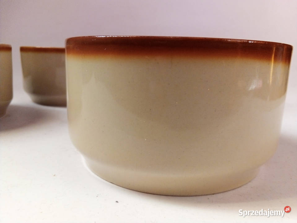 4 beżowe salaterki miseczki Tułowice vintage PRL Częstochowa