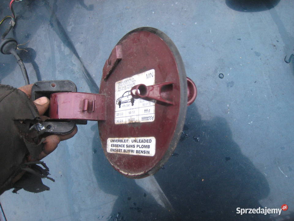 Klapka wlewu paliwa Opel Corsa C 0006 bordowa małopolskie Kraków