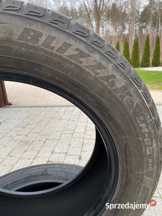 Opony zimowe kpl 23560R18 Bridgestone Blizzak Trąbki