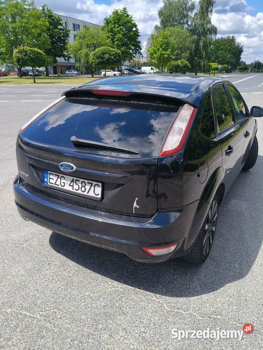 Ford Focus 16 Benzyna Alu 17 czarny Zgierz