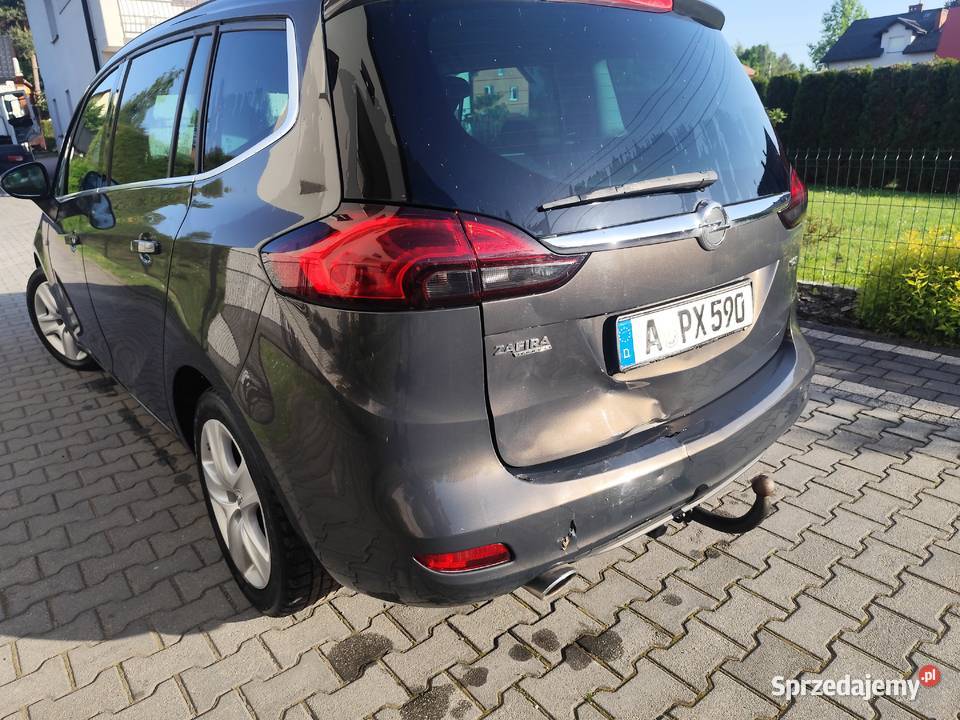 Opel Zafira samochód sprowadzony z Niemiec Rok produkcji 2012 małopolskie Spytkowice