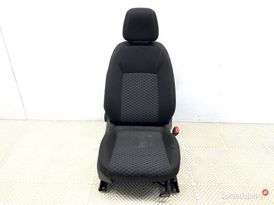 FOTEL PRAWY PRZÓD OPEL ASTRA K Hatchback