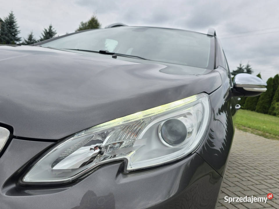 Peugeot 2008 12Turbo BenzNaviPanorama Kutno sprzedam