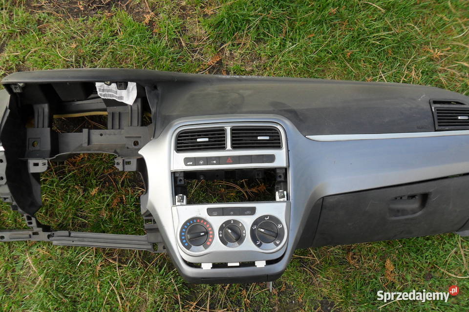 deska rozdzielcza fiat grande punto osobowe Pszczyna