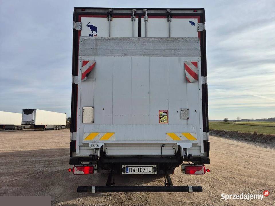 Scania R560 V8 560 CHŁODNIA SCHMITZCARRIER Salon diesel Czerniewice