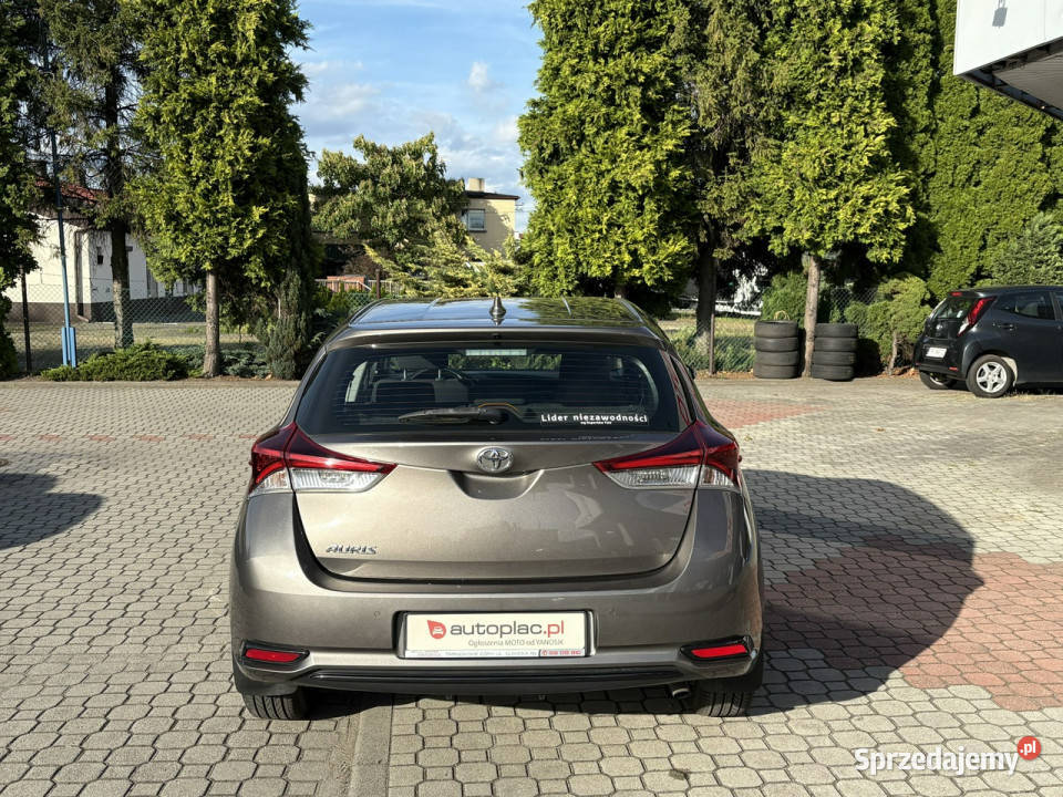 Toyota Auris Krajowy 13 99 Pełny serwis ASO II Auris Tarnowskie Góry