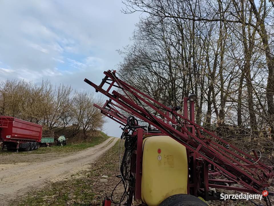 Opryskiwacz 18merowy Siemnice sprzedam