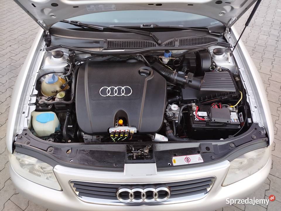 A3 8L 16 BGaz sekwencja 2002 wersja 5 drzwi ASR (kontrola trakcji) A3 lubelskie Świdnik