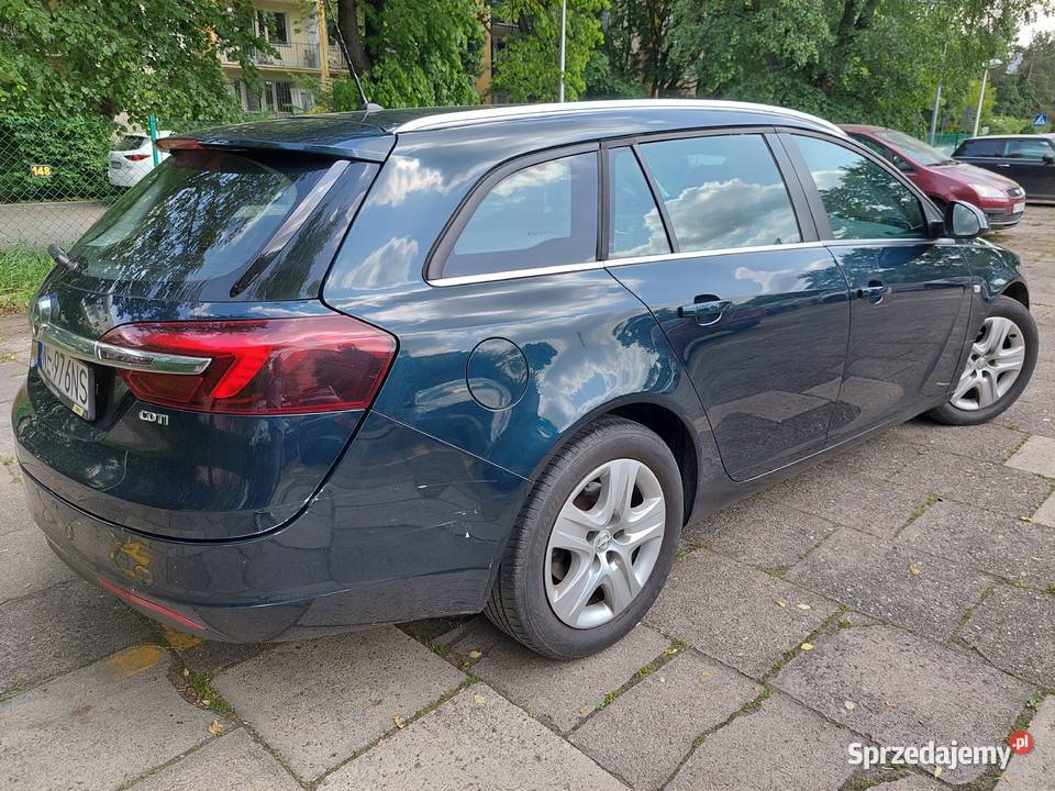 Opel Insignia kombi salon niski przebieg serwis diesel
