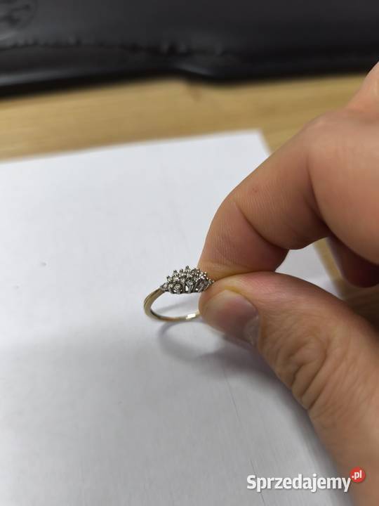 Złoty Pierścionek Apart próba 375 021ct 19 złoto kujawsko-pomorskie Skępe sprzedam