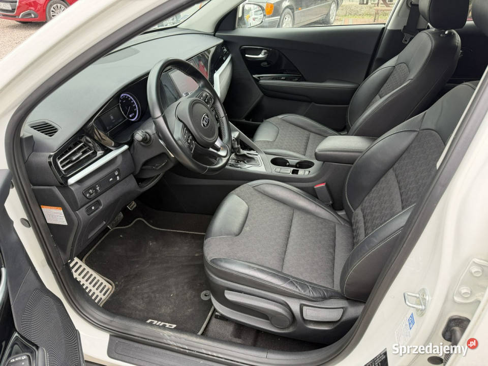 Kia Niro 16 hybryda 61 Lekko uszkodzony hybryda Otwock Mały