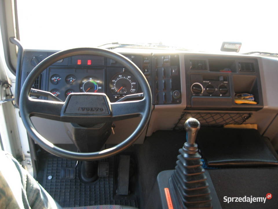 VOLVO FL611 UWAGA200 przebiegu Kabina sypialna małopolskie Wolbrom