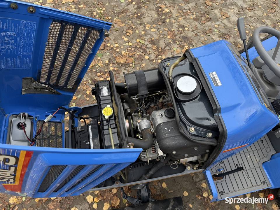 Japoński traktorek iseki sial 3 diesel 4x4 z warmińsko-mazurskie Olecko