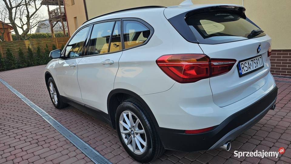 BMW X1 F48 20 D 2019r sDrive18d Automat 150 Lift czujnik zmierzchu Zarszyn sprzedam