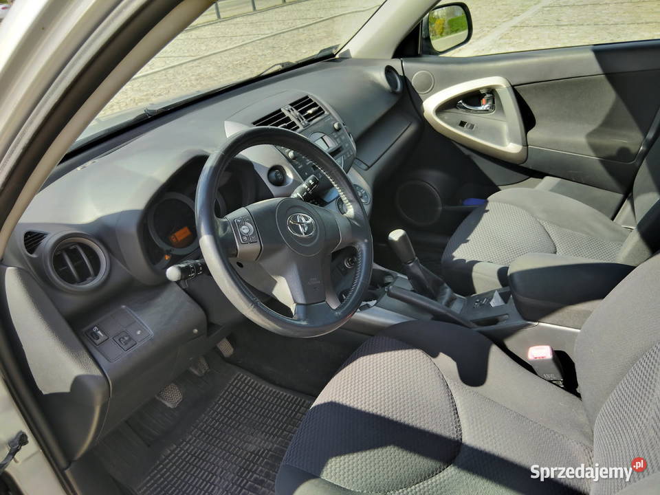 SPRZEDAM TOYOTE RAV 4 2007 lakier metallic RAV4 Motoryzacja Nowy Sącz