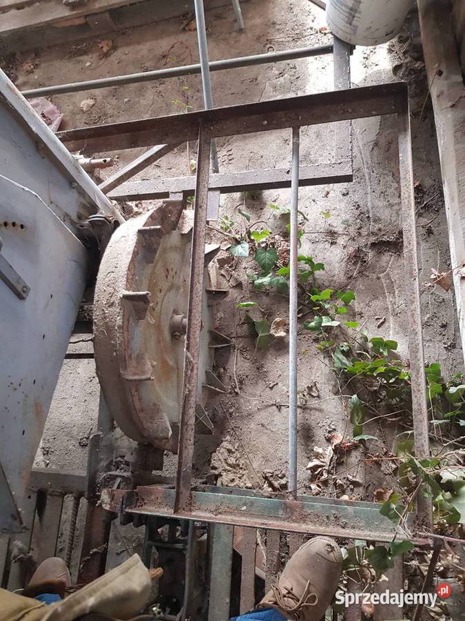 Sadzarka do ziemniaków s211 na pasach do nieuszkodzony Piestrzec