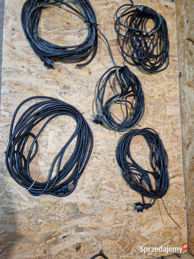 Przedłużacz z uziemieniem 10 m czarny bez