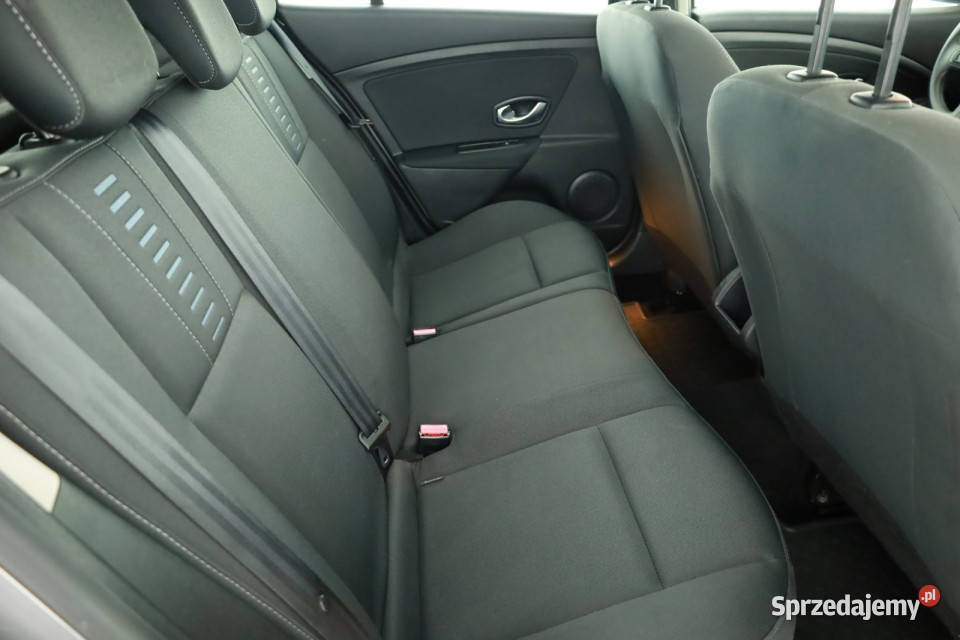 Renault Megane 15 dCi Rok produkcji 2011 Piaseczno