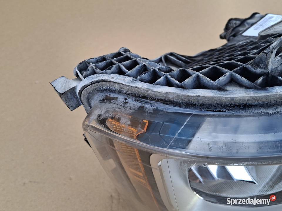 SCANIA R S REFLEKTOR PRAWY FULL LED LAMPA PRAWA ciężarowe lubuskie Bieleń