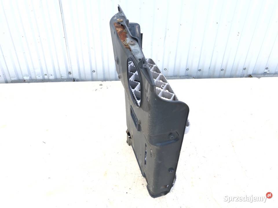 STOPIEŃ KABINY LEWY SCANIA Progi