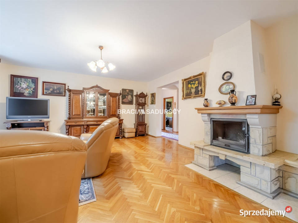 sprzedaży domu wolnostojącego Kraków 220m2 wolnostojący