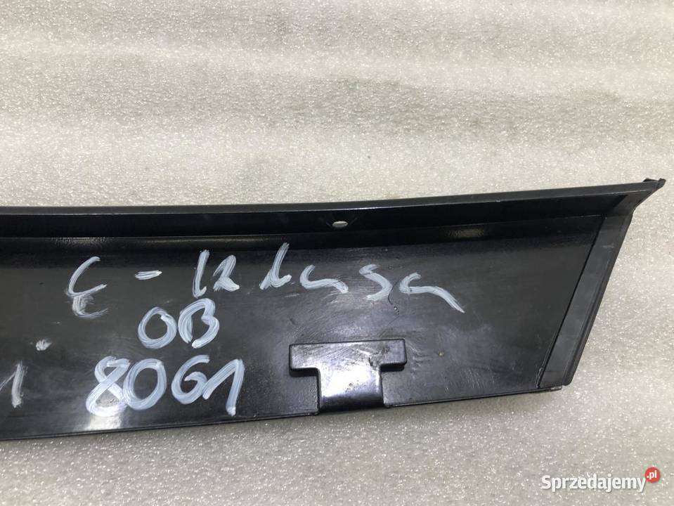 LISTWA DRZWI PRAWY TYŁ KOMBI MERCEDES W211 wielkopolskie