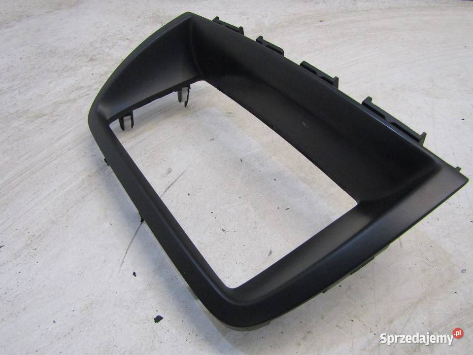 RAMKA OSŁONA RADIA MAZDA CX5 CX5 I osobowe sprzedam