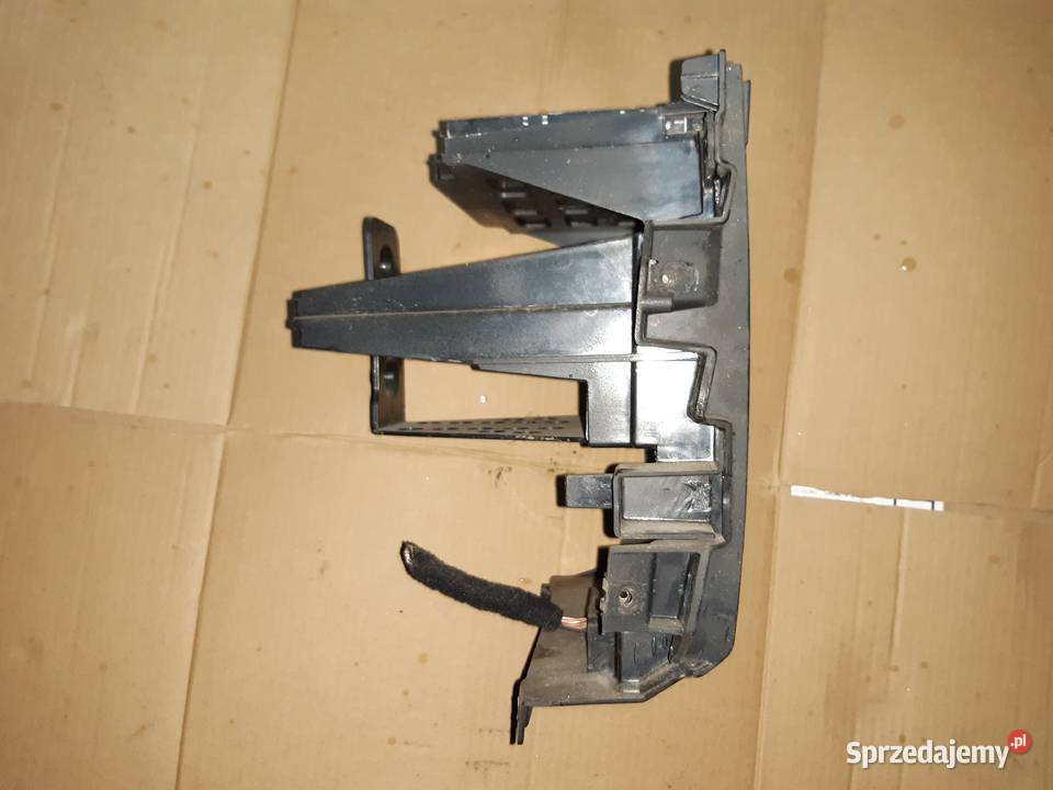 Golf IV Ramka środkowa radia konsoli osobowe Deski rozdzielcze, konsole