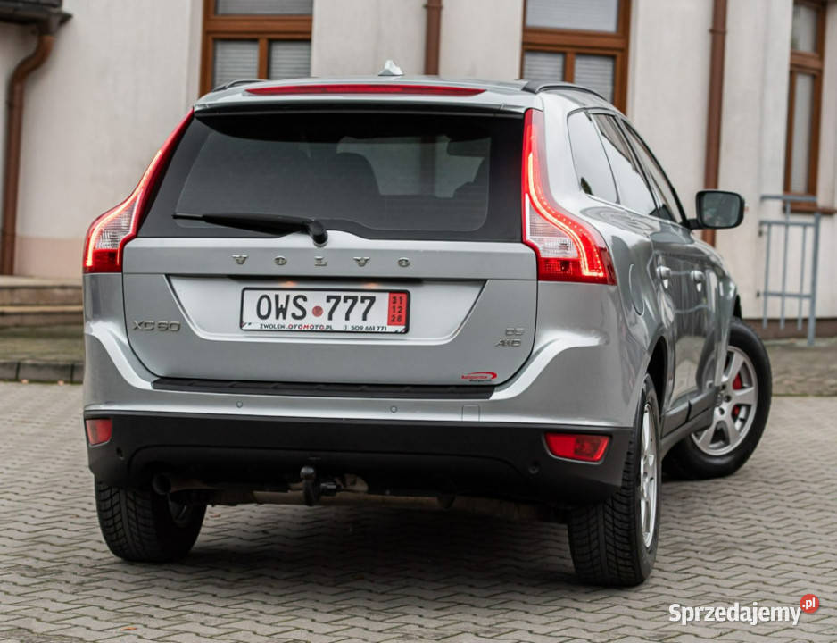 Volvo XC 60 RDesign AWD 24d D5 185 4x4 Super czujnik parkowania