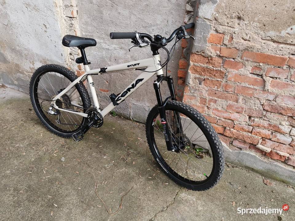 Kona Stuff Pancerny Dirt Street Fride Mega Stan