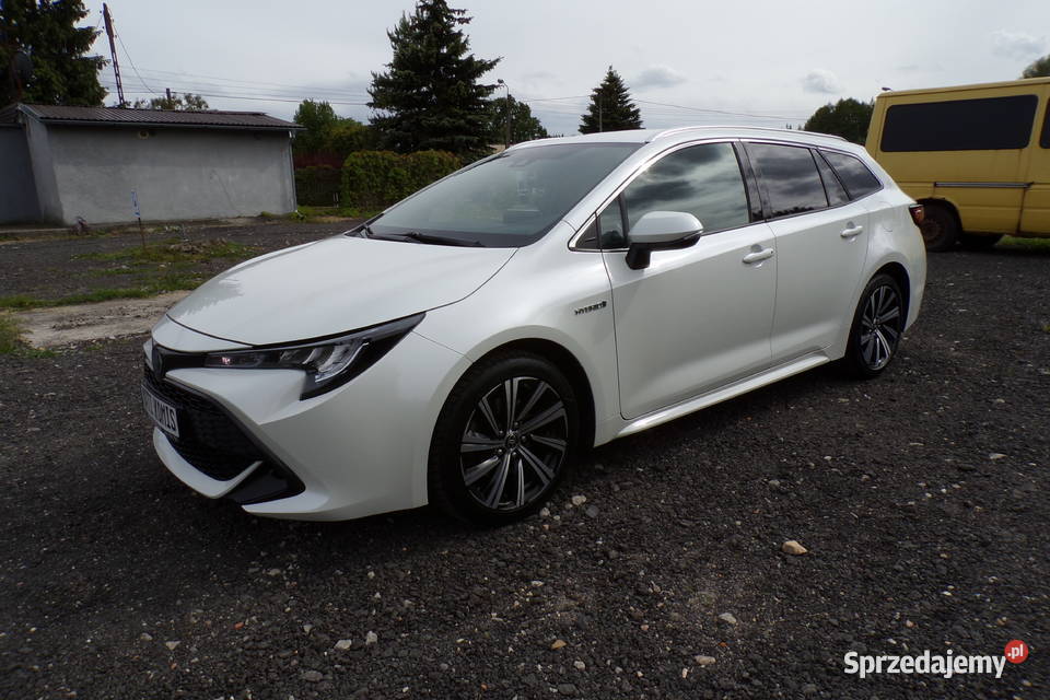 Toyota Corolla XII Kombi 20 Hybrid Dynamic Force Piła