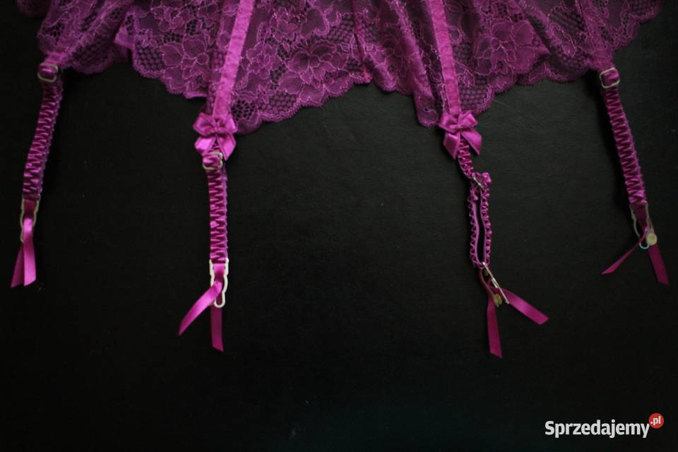 zestaw bielizna stanik 75 B pas HM xs 34 S 36 Bielizna damska Toruń sprzedam